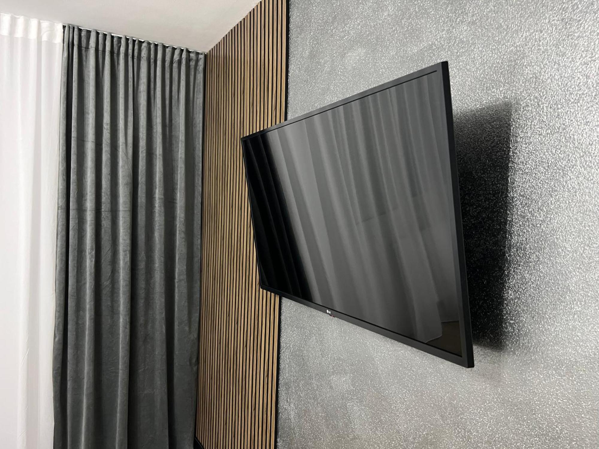 Onix Apartment Hunedoara Luaran gambar