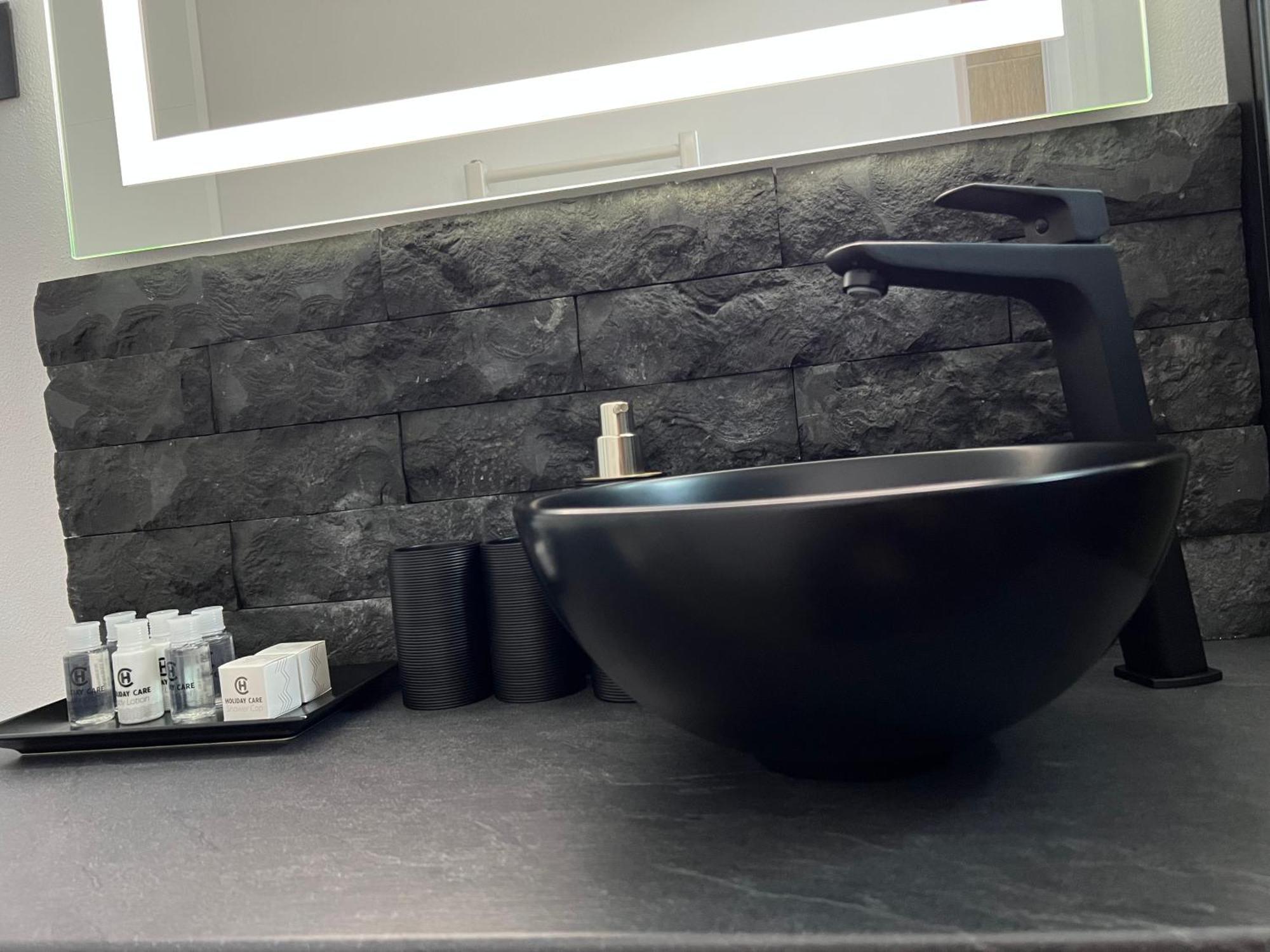 Onix Apartment Hunedoara Luaran gambar