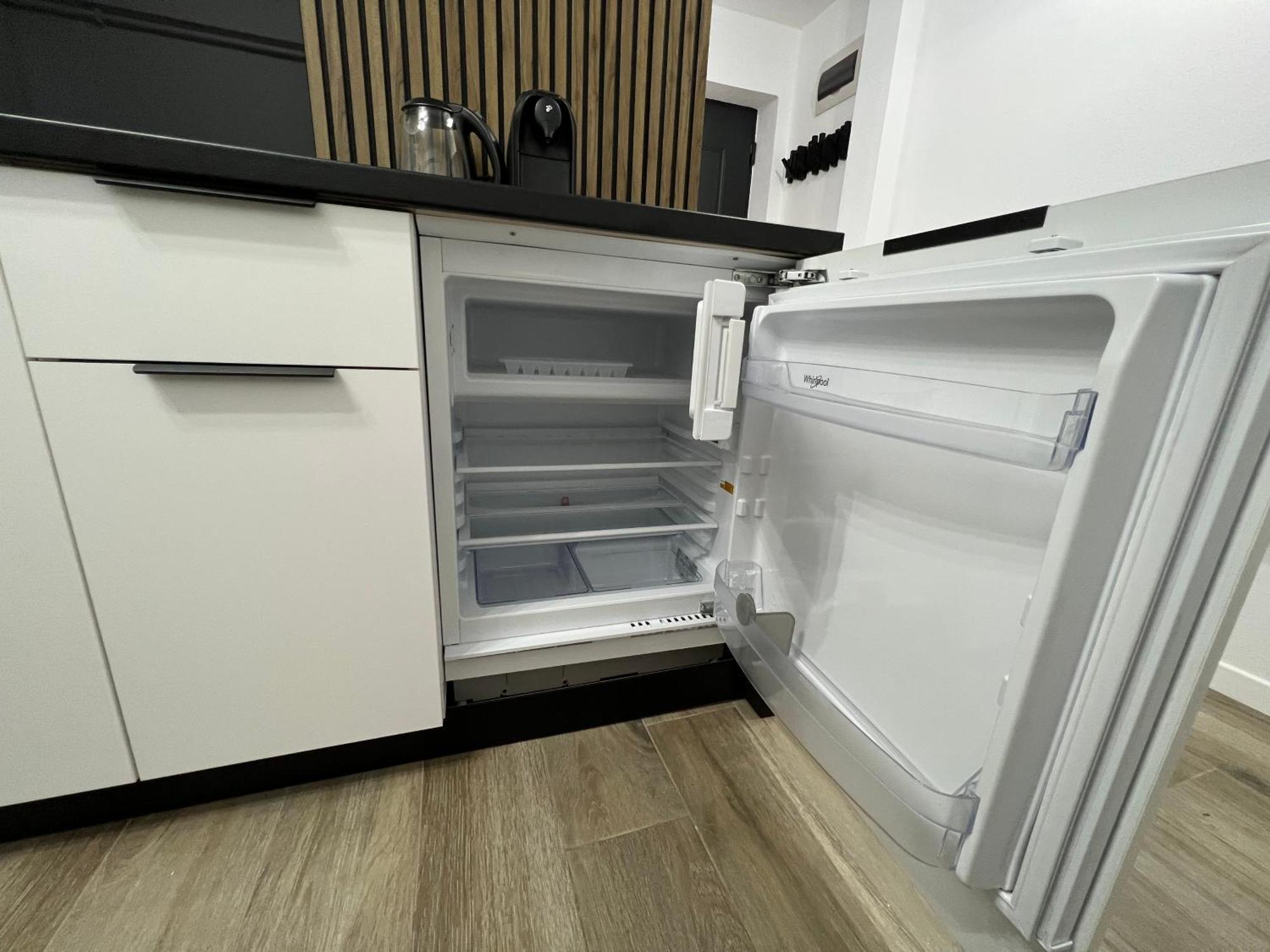 Onix Apartment Hunedoara Luaran gambar