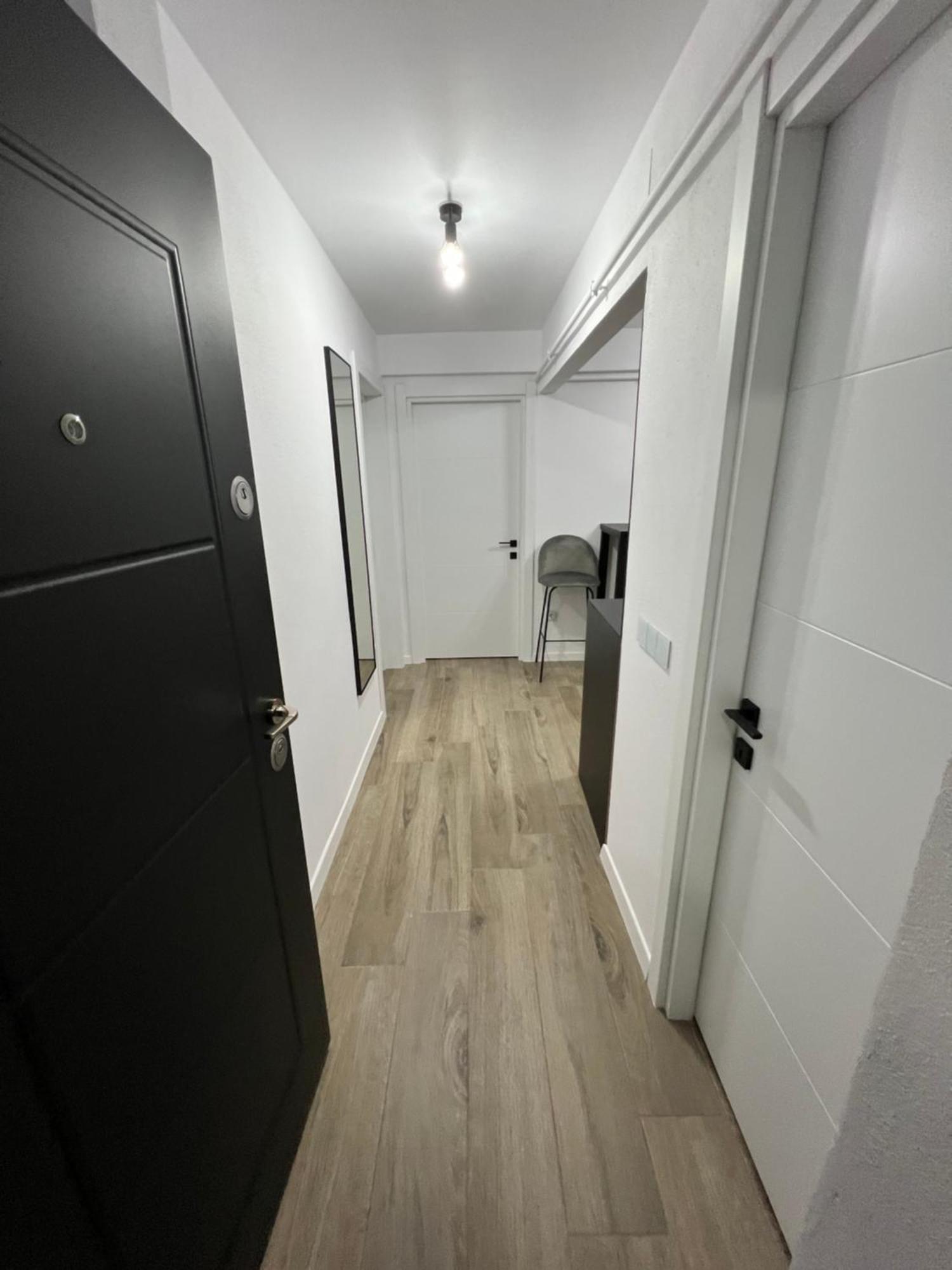 Onix Apartment Hunedoara Luaran gambar